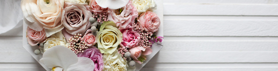 buket blomster, formet som et hjerte