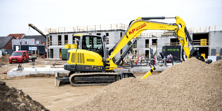 Gravemaskine på byggeplads