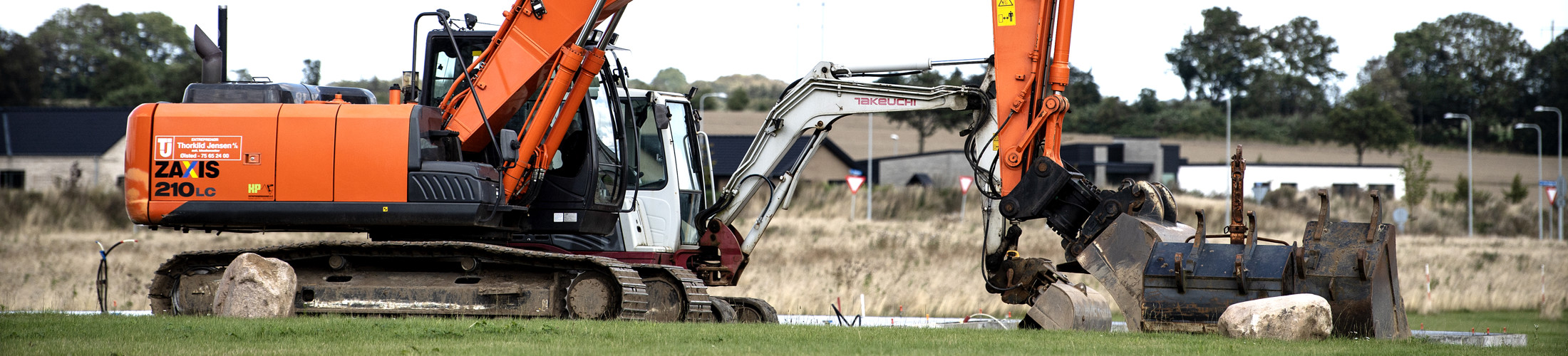 Gravemaskine på byggegrund Gravemaskine på byggegrund